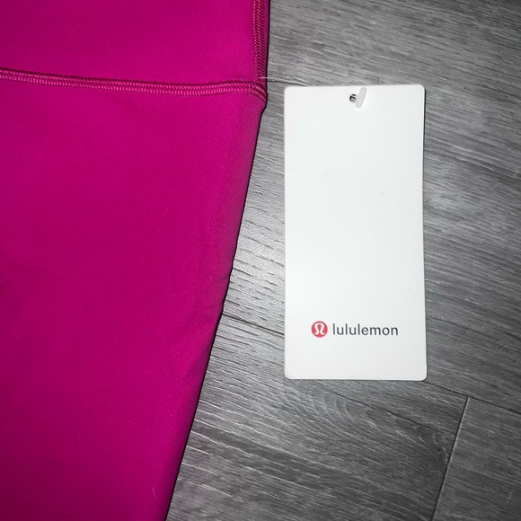 NWT Lululemon leggings - Picture 2 of 6